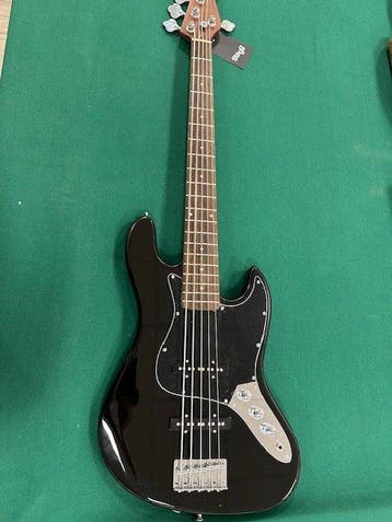 Stagg - SBJ 30 5S BLK - - 5-snarige elektrische basgitaar