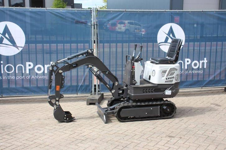 Veiling: Minigraver Nuoman EX600 Benzine 9pk 2026 Nieuw, Articles professionnels, Machines & Construction | Grues & Excavatrices