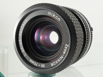 Nikon FT3 + Nikkor Ai-s Zoom 3,3-4,5/35-70mm 18B Flash, Nieuw