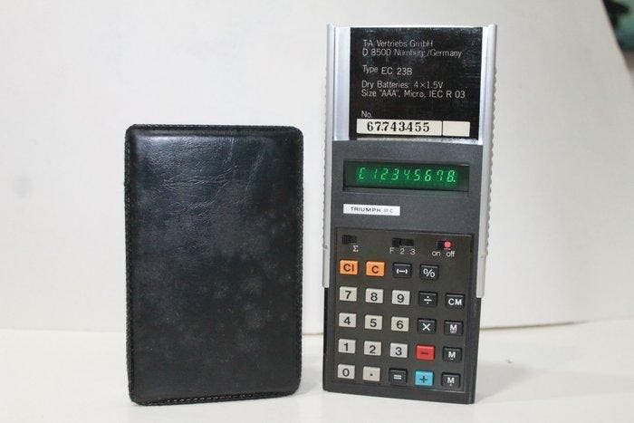 Triumph-Adler - Rekenmachine - 1970-1980 - Triumph 81C, Games en Spelcomputers, Spelcomputers | Overige Accessoires