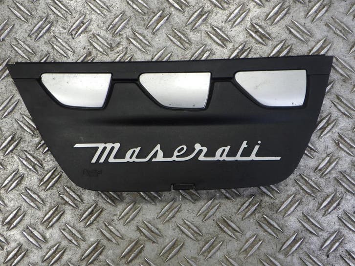 Maserati Levante olieafdekking klep, Auto-onderdelen, Klein materiaal, Gebruikt, Verzenden