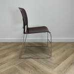 KI Maestro stapelstoel / kantinestoel, kunststof bordeaux -, Huis en Inrichting, Stoelen, Gebruikt, Eén