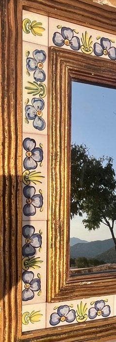 Wandspiegel - Walnoot - Spaanse handgemaakte spiegel, Antiek en Kunst