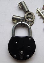 Collection thématique - Cadenas - Tokoz, Elzett, Antiquités & Art