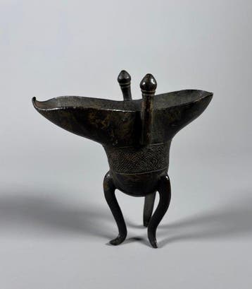 Oud-Chinees Brons Driepotige coupé Jue - 12.5 cm