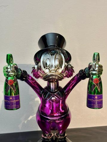GF Exclusives - Moët & Chandon Champagne Bottle Duck
