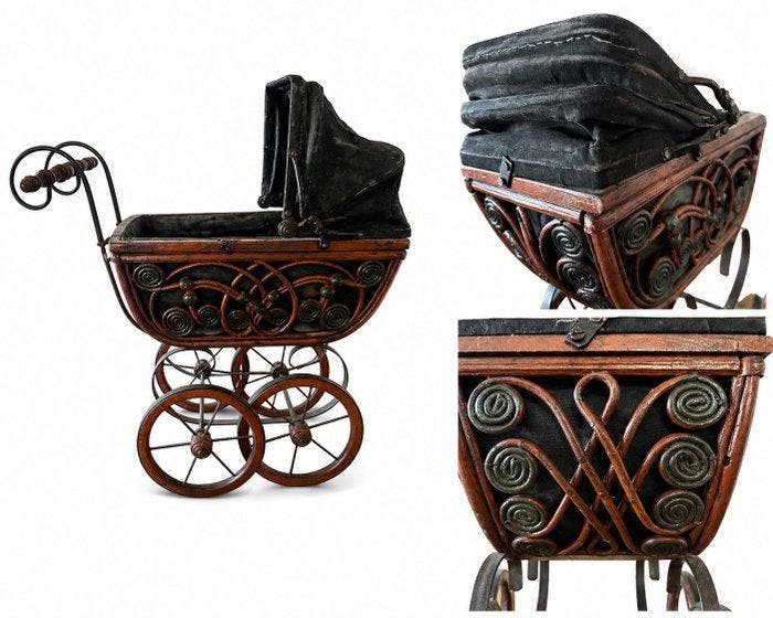 Figuur - Antique Doll Pram - Canvas, Hout, IJzer, Antiquités & Art, Curiosités & Brocante