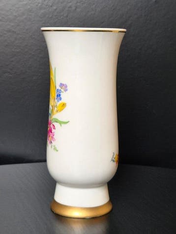Meissen - Vase - Vase en porcelaine Meissen peint à la main,, Antiek en Kunst