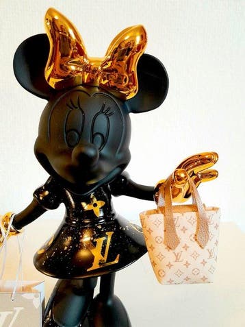 Jan Marti - Luxury Minnie 11/99