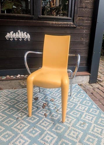 Vitra - Stark - Chaise - louis 20 bel état jaune accoudoir -