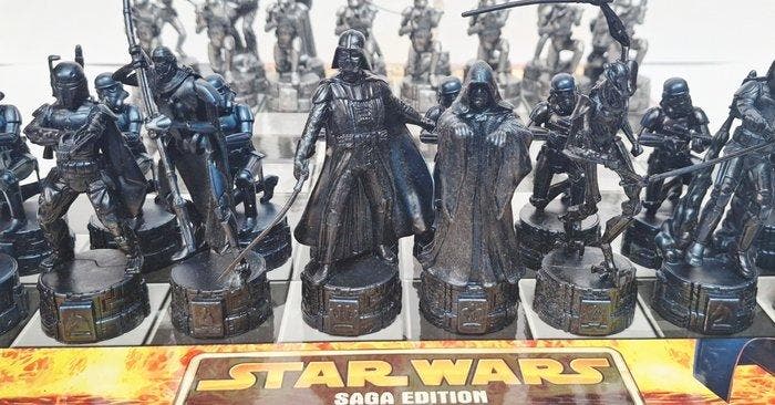 Lucasfilm Ltd. & TM. STAR WARS - Jeu déchecs - Star Wars, Collections, Cinéma & Télévision