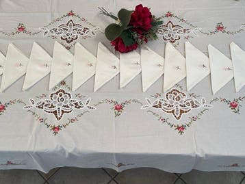ricami punto croce e pizzo rinascimentale - Nappe (13) - 260