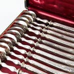 Minerva - Mathurin Moreau - Ménagère pour 12 personnes (12), Antiquités & Art