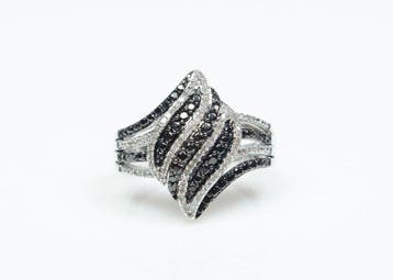 Zonder minimumprijs - Ring - 925 zilver - 0,95 ct zwarte en