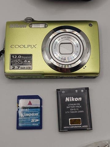 Nikon S3000 Digitale camera