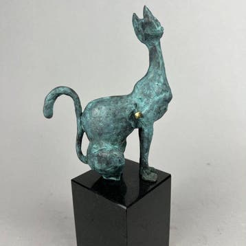 Robert Dyrcz - „The cat”- bronze, Antiquités & Art