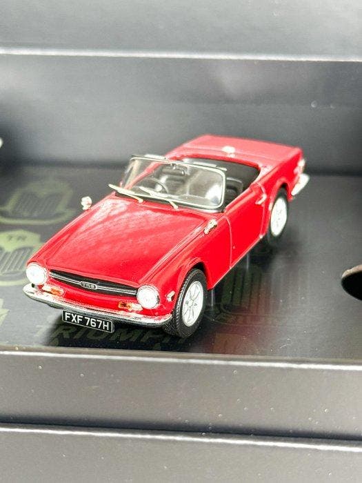 Corgi 1:43 - Modelauto - Topless Triumph Collection Set, Hobby en Vrije tijd, Modelauto's | 1:5 tot 1:12