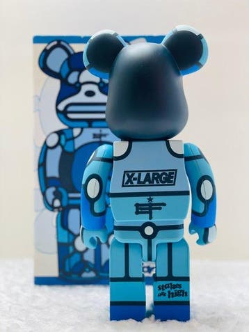 Medicom toy - BE@RBRICK 400% X-LARGE Stakes are High, Antiek en Kunst, Kunst | Schilderijen | Modern