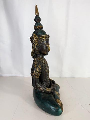 Thaise bronzen tempelfiguur / godheid – mediterend –