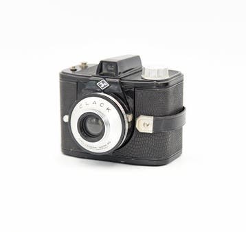 Agfa, Gevaert, Kodak Clack (x2) / Gevabox / Brownie Cresta