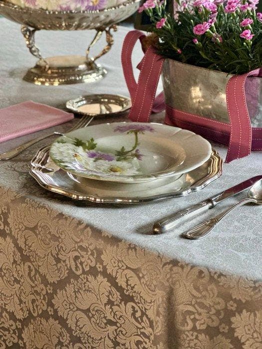 Damast tafellaken in zilvergrijs voor ruime tafels, met, Antiquités & Art, Tapis & Textile