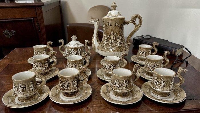 Capodimonte - Koffieservies (22) - Keramiek, Antiquités & Art, Antiquités | Meubles | Tables