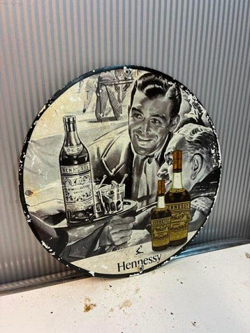 Hennessy Cognac – Rond emaille reclamebord – Vintage
