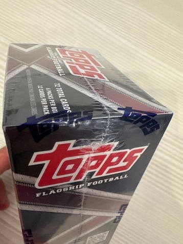 2026 Topps Flagship Football Gesigneerde kaart, Patch-kaart,, Nieuw