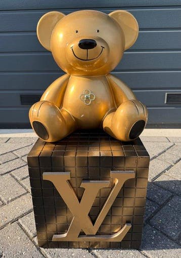 Daluxe Art - 1999 • XXL LV Teddybear Display – 65 cm