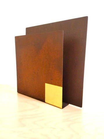 OUT design - Roberto Dagnino - Tafellamp - Gouden - corten