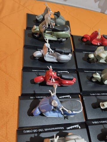 Maisto 1:18 - Moto miniature (16) - Vespa Collection made by, Nieuw