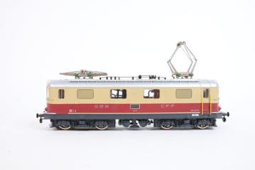 HAG H0 - 230 - Locomotive électrique (1) - Re 4/4 I TEE -
