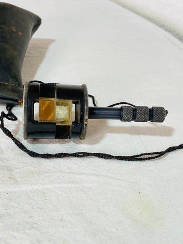 Microscope - Stéréoscope de poche ancien à prismes –