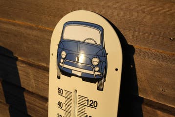 Emaille thermometer Fiat 500 parking, Collections, Marques & Objets publicitaires, Verzenden