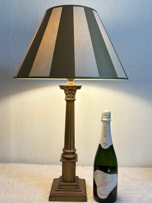Laura Ashley - Tafellamp - Messing, Textiel - XL 65cm, Antiek en Kunst, Curiosa en Brocante