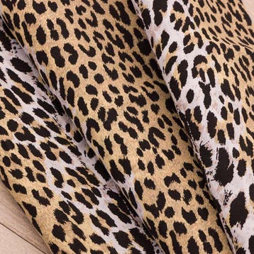 BA136 - Animalierstof met luipaardprint –, Antiek en Kunst