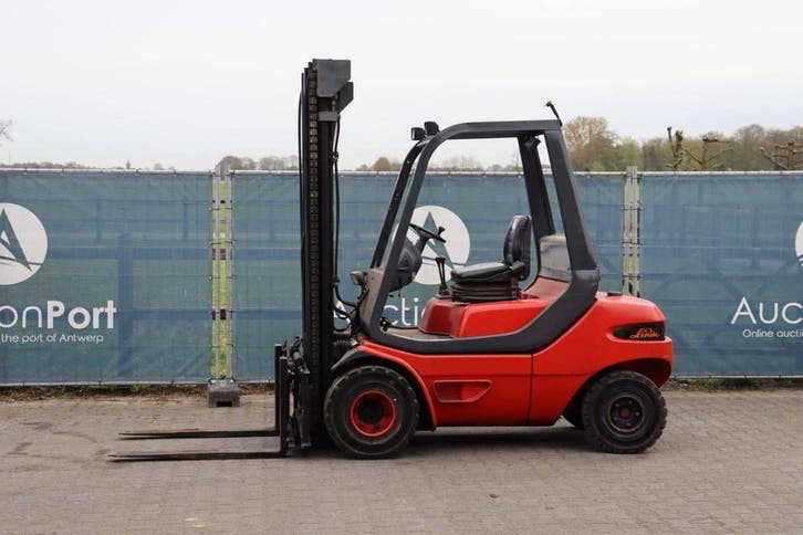 Veiling: Heftruck Linde H30D Diesel 3000kg 7m 1986, Zakelijke goederen, Machines en Bouw | Heftrucks en Intern transport, Ophalen