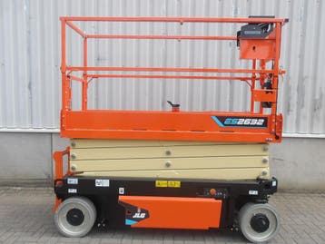 Schaarhoogwerker JLG ES2632 nieuw , 2026 , werkhoogte 9.77 m, Zakelijke goederen, Machines en Bouw | Liften, Steigers en Ladders