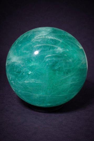 Belle sphère de fluorite verte néon – Super translucide et, Verzamelen