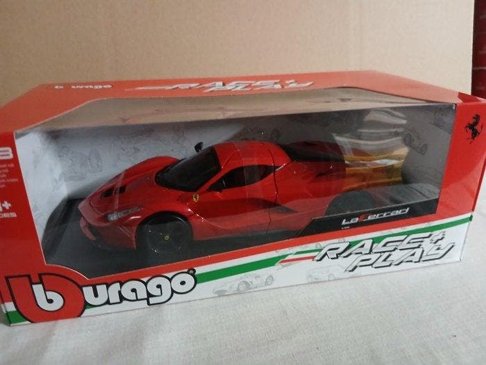 Bburago 1:18 - Modelauto - LaFerrari - Ferrari, Hobby & Loisirs créatifs, Voitures miniatures | 1:5 à 1:12