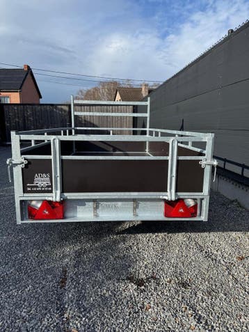 Nieuwe ongeremde aanhangwagen 257cm op 131cm