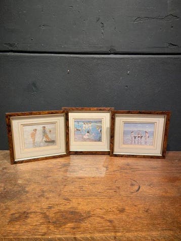 Onbekende kunstenaar - 3 framed Sea side Prints