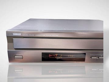 Yamaha - CDC-565 5 Disc Carousel Compact Disc Player Lecteur