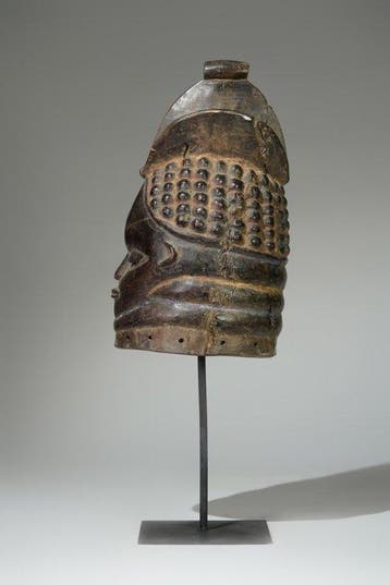 Een houten masker - Mende - Sierra Leone (Zonder