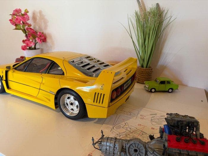 Pocher 1:8 - Modelauto - Ferrari F40, Hobby & Loisirs créatifs, Voitures miniatures | 1:5 à 1:12