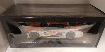 Minichamps 1:18 - Modelauto - BMW M4 Dealer Model, Nieuw