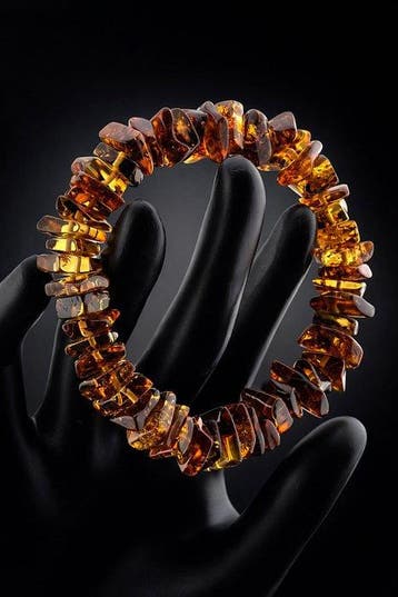 Barnsteen - Baltic Amber Chip Bead Bracelet – Warm Glowing