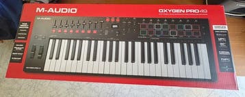 M-AUDIO - M-AUDIO OXYGEN PRO 49 USB/midi keyboard