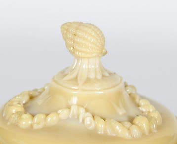 Vintage Westmoreland Dolphin Nautilus Shell snoepkom,