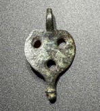 Viking periode Brons Elegante opengewerkte amulet-hanger met